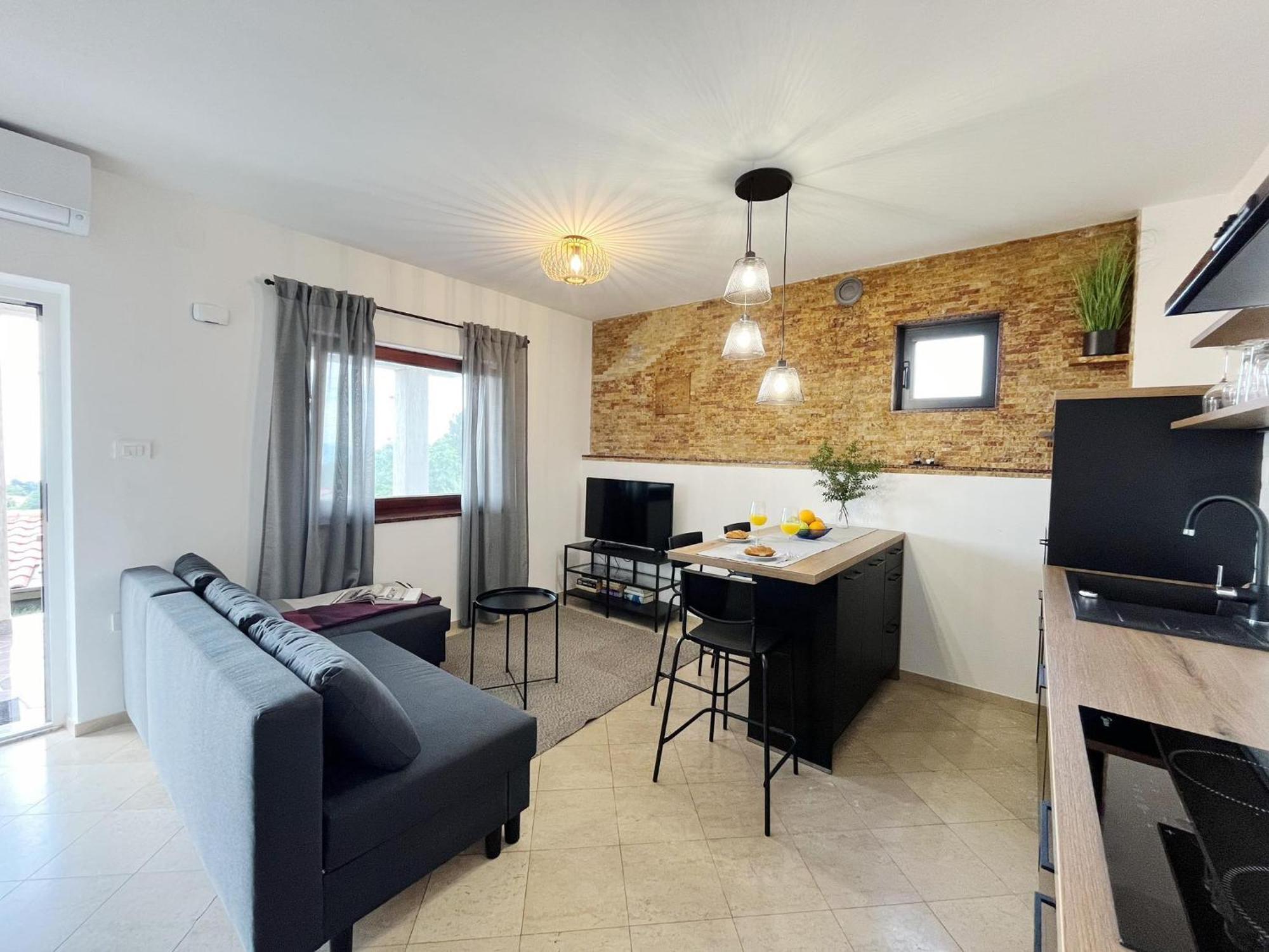 Ruscus, Veprinac, Apartmán